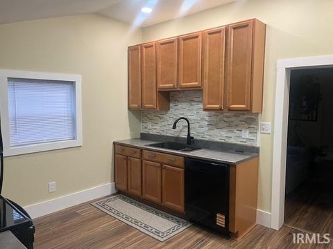 Tiny photo for 904 S Bell Street, Kokomo, IN 46902 (MLS # 202606910)