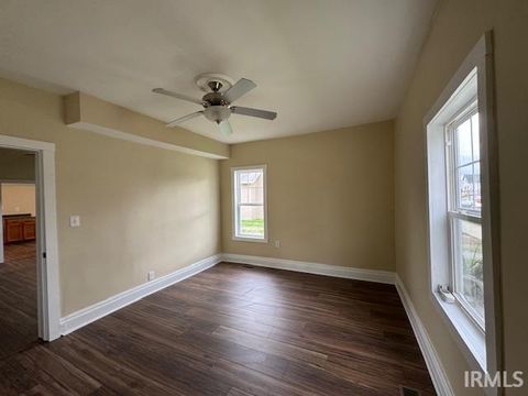 Tiny photo for 904 S Bell Street, Kokomo, IN 46902 (MLS # 202606910)