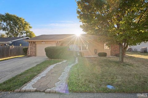 Photo of 3602 SOUTHLEA Drive, Kokomo, IN 46902 (MLS # 202541407)