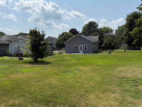 Tiny photo for 227 N Brooks Street, Francesville, IN 47946 (MLS # 202634801)