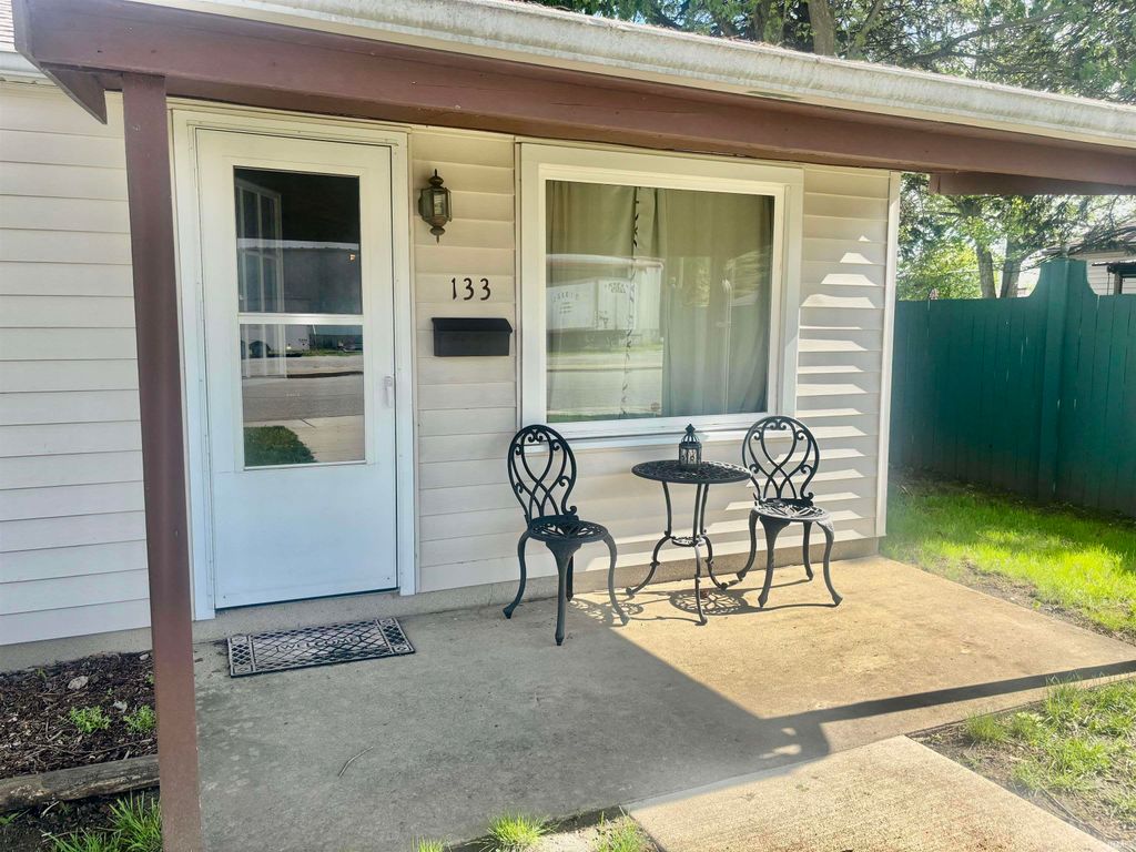 Photo of 133 Tacoma Avenue, Logansport, IN 46947 (MLS # 202615629)
