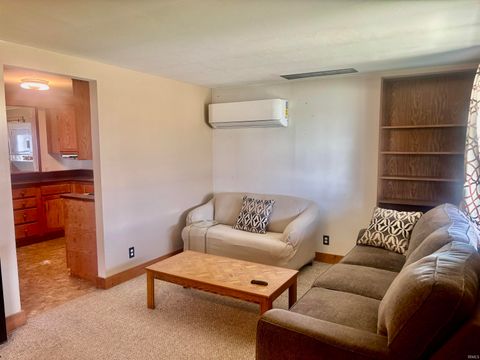 Tiny photo for 133 Tacoma Avenue, Logansport, IN 46947 (MLS # 202615629)
