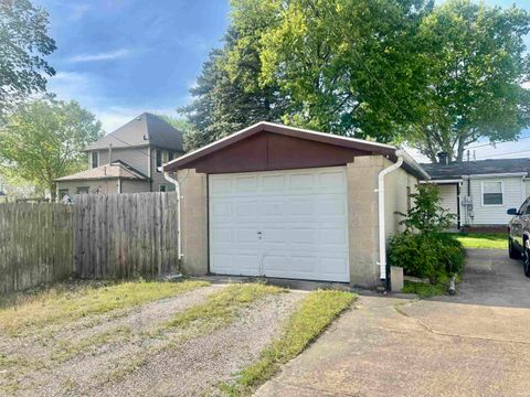 Tiny photo for 133 Tacoma Avenue, Logansport, IN 46947 (MLS # 202615629)