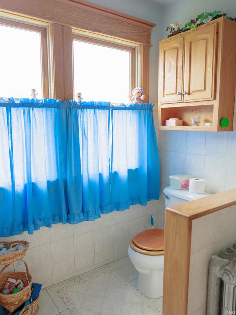 Tiny photo for 428 Bates Street, Logansport, IN 46947 (MLS # 202614769)