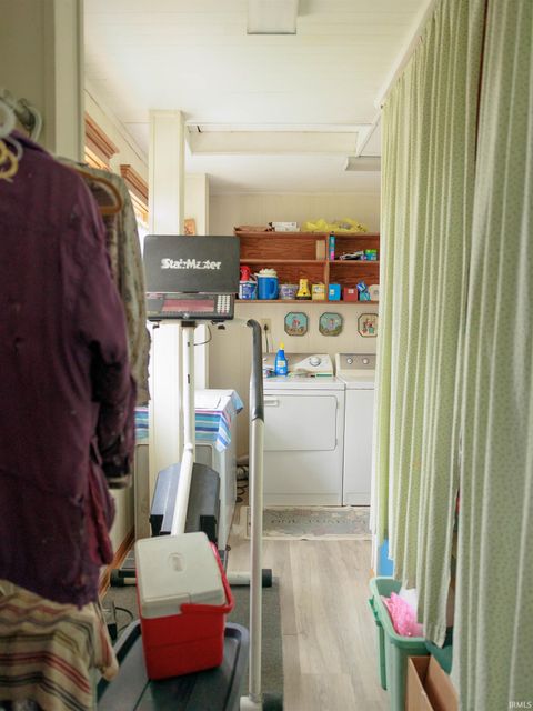 Tiny photo for 428 Bates Street, Logansport, IN 46947 (MLS # 202614769)