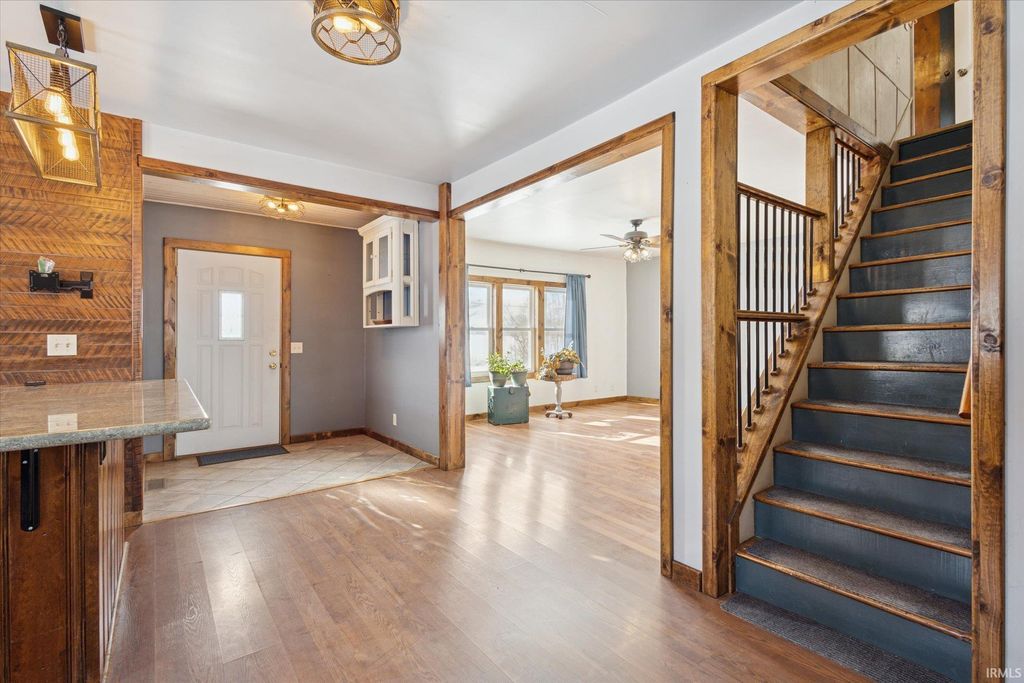 Photo of 4014 E 300 N Road, Warsaw, IN 46582 (MLS # 202602769)