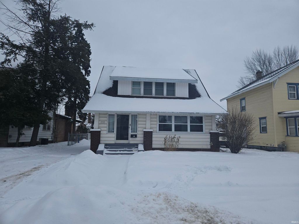 Photo of 126 N Corona Street, Elkhart, IN 46516 (MLS # 202603932)