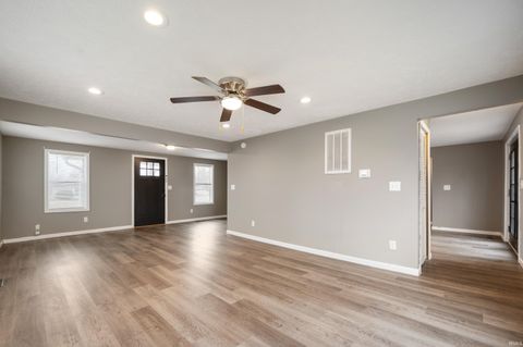Tiny photo for 2660 S Benegar Avenue, Yorktown, IN 47396 (MLS # 202603838)