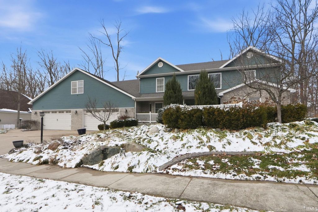 Photo of 278 S Cross Creek Way Way, Columbia City, IN 46725 (MLS # 202605891)