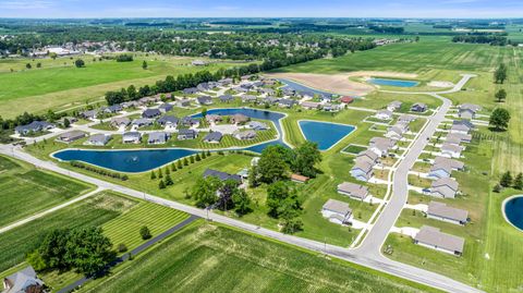 Tiny photo for 323 Piper Court, Ossian, IN 46777 (MLS # 202608110)