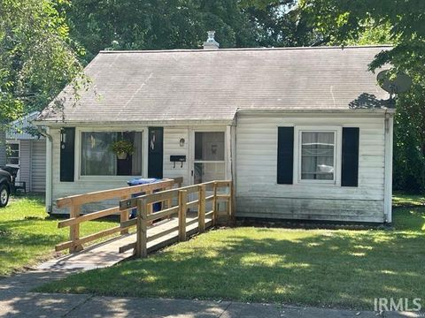 Photo of 1411 W HAVENS Street, Kokomo, IN 46901 (MLS # 202607481)