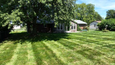 Tiny photo for 509 S Park Drive, Monticello, IN 47960 (MLS # 202635027)