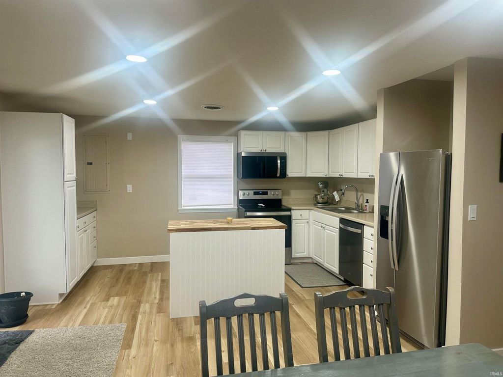 Photo of 4025 Carl Street, Woodburn, IN 46797 (MLS # 202613507)