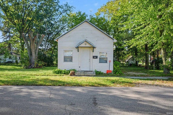 1221 W WOLF AVE, ELKHART, IN 46516 - Image 8556717df1ceedbfd38800cfd6a03ab6/2018727824