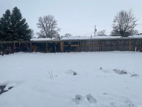 Tiny photo for 1129 Barksdale Avenue, Peru, IN 46970 (MLS # 202602843)