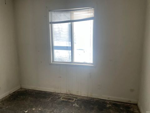 Tiny photo for 1129 Barksdale Avenue, Peru, IN 46970 (MLS # 202602843)
