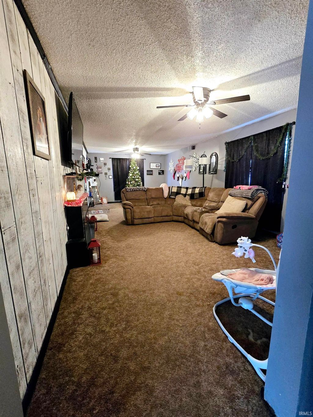 Photo of 408 E Grant Street, Hartford City, IN 47348 (MLS # 202548155)