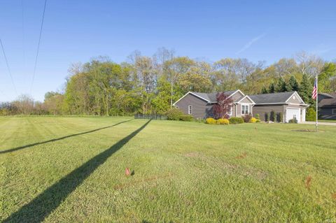 Tiny photo for 53560 Baltimore Oriole Drive, Bristol, IN 46507 (MLS # 202618556)