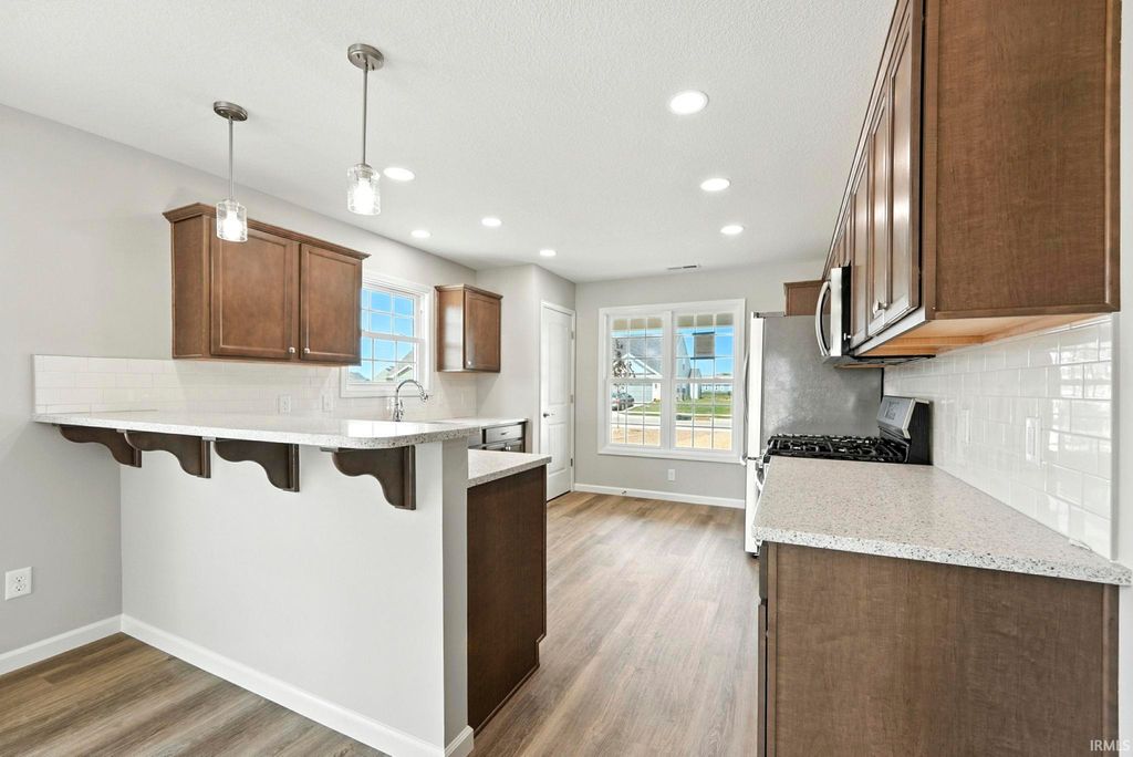 Photo of 4819 Windrow Way, Fort Wayne, IN 46818 (MLS # 202549378)