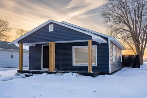 Photo of 2531 N Armstrong Street, Kokomo, IN 46901 (MLS # 202603242)