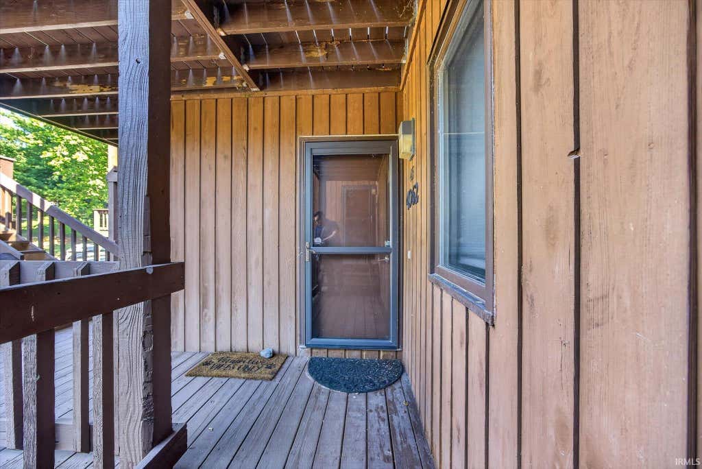 Photo of 4062 E Eagle Bay Drive, Bloomington, IN 47401 (MLS # 202626492)