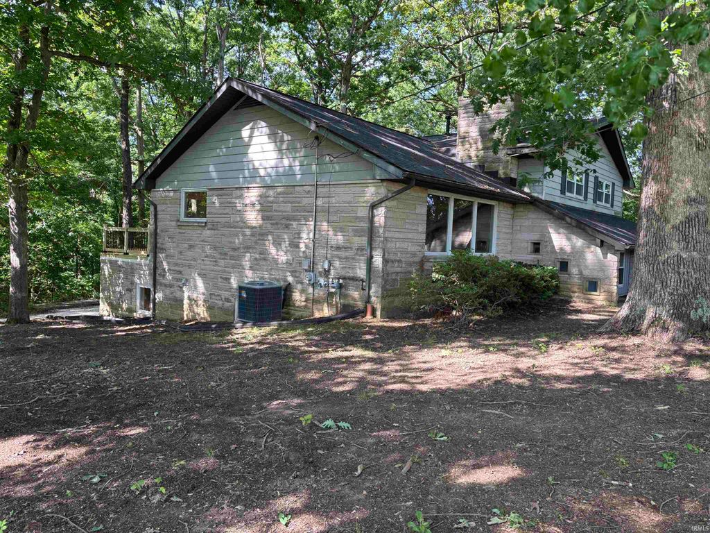 Photo of 2429 Koring Road, Evansville, IN 47720 (MLS # 202620905)