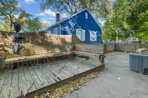 Tiny photo for 1925 Maple Street, Lafayette, IN 47904 (MLS # 202543149)