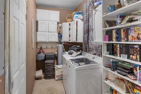 Tiny photo for 1925 Maple Street, Lafayette, IN 47904 (MLS # 202543149)