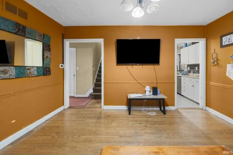 Tiny photo for 1925 Maple Street, Lafayette, IN 47904 (MLS # 202543149)