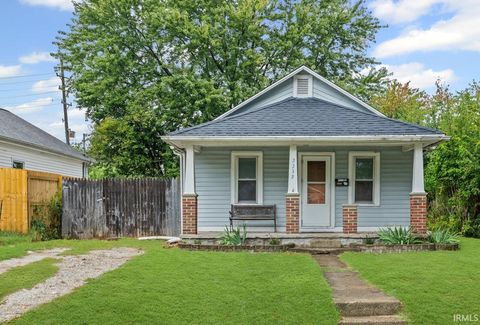 Photo of 2232 Charles Street, Lafayette, IN 47904 (MLS # 202534857)