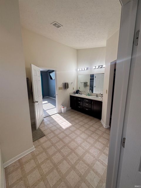 Tiny photo for 4640 carador Lane, Lafayette, IN 47909 (MLS # 202618568)