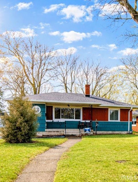 Photo of 8412 G Greenwood Avenue, Munster, IN 46321 (MLS # 202608654)