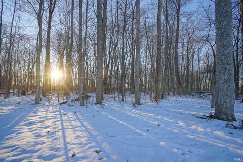 Tiny photo for 10355 E County Road 1075 Street, Galveston, IN 46932 (MLS # 202548503)