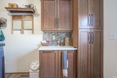 Tiny photo for 10355 E County Road 1075 Street, Galveston, IN 46932 (MLS # 202548503)