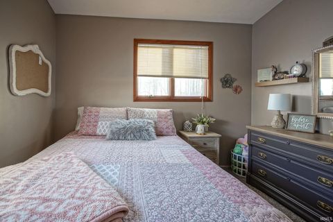 Tiny photo for 10355 E County Road 1075 Street, Galveston, IN 46932 (MLS # 202548503)