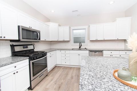 Tiny photo for 9805 Manning Street, Leo, IN 46765 (MLS # 202615490)