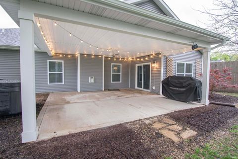 Tiny photo for 9805 Manning Street, Leo, IN 46765 (MLS # 202615490)