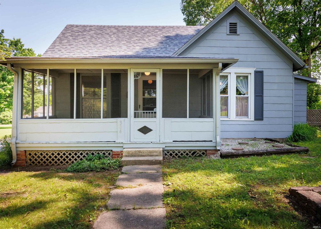 Photo of 304 E New Street, Attica, IN 47918 (MLS # 202607610)