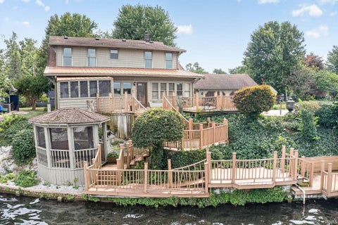 Tiny photo for 1312 E Jackson Boulevard, Elkhart, IN 46516 (MLS # 202604117)