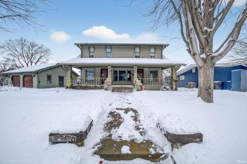 Photo of 1312 E Jackson Boulevard, Elkhart, IN 46516 (MLS # 202604117)
