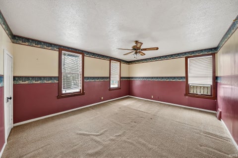 Tiny photo for 1312 E Jackson Boulevard, Elkhart, IN 46516 (MLS # 202604117)