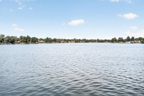 Tiny photo for 1312 E Jackson Boulevard, Elkhart, IN 46516 (MLS # 202604117)