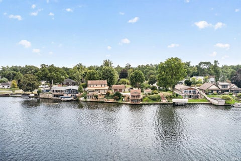 Tiny photo for 1312 E Jackson Boulevard, Elkhart, IN 46516 (MLS # 202604117)
