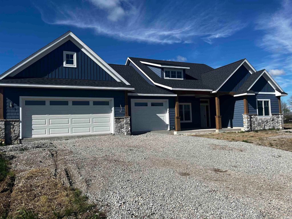 Photo of 564 Keltic Pines Boulevard, Huntertown, IN 46748 (MLS # 202616267)