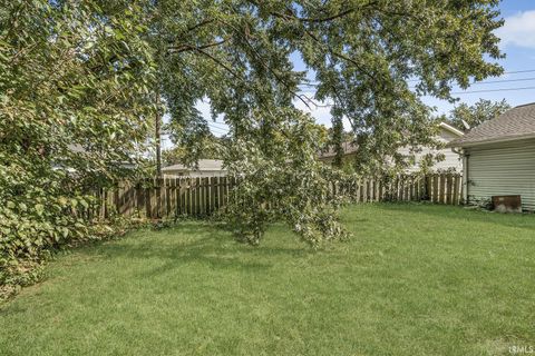 Tiny photo for 2508 Lafayette Drive, Lafayette, IN 47909 (MLS # 202535402)