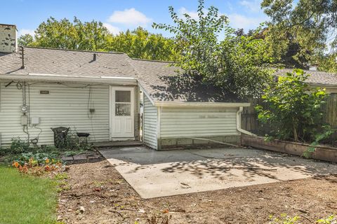 Tiny photo for 2508 Lafayette Drive, Lafayette, IN 47909 (MLS # 202535402)