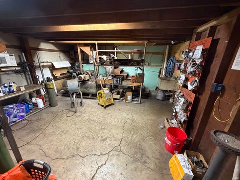 Tiny photo for 1524 E Markland Avenue, Kokomo, IN 46902 (MLS # 202635401)