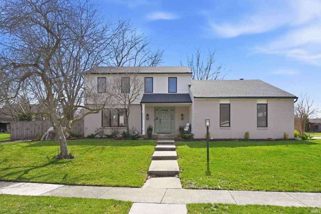 Photo of 1221 Windsor Woods Boulevard, Fort Wayne, IN 46845 (MLS # 202608332)