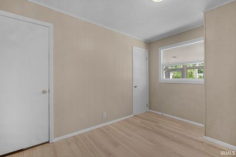 Tiny photo for 306 E Boulevard Street, Kokomo, IN 46902 (MLS # 202616473)