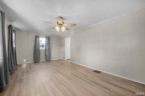 Tiny photo for 306 E Boulevard Street, Kokomo, IN 46902 (MLS # 202616473)